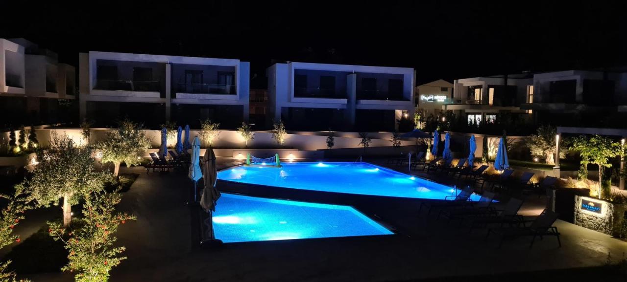 Callisto Luxury Suite Nikiti  Dış mekan fotoğraf